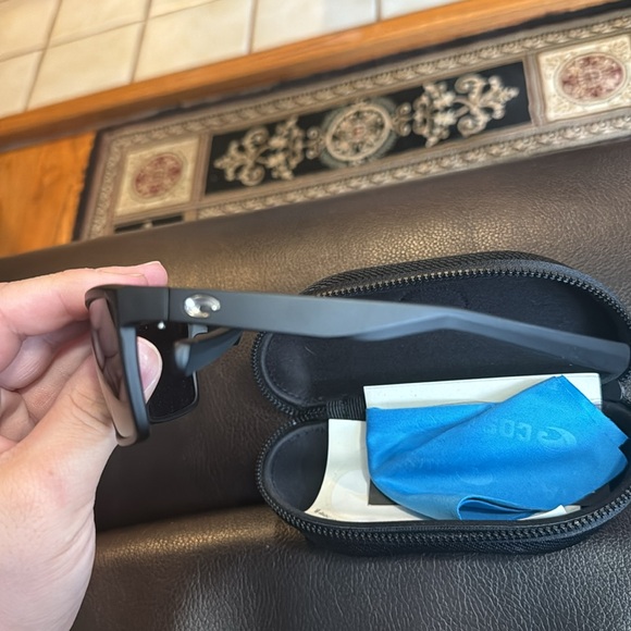 Costa Del Mar Rinconcito Polarized Sunglasses - Picture 2 of 2